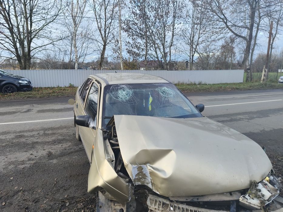 Продам нексію, торг