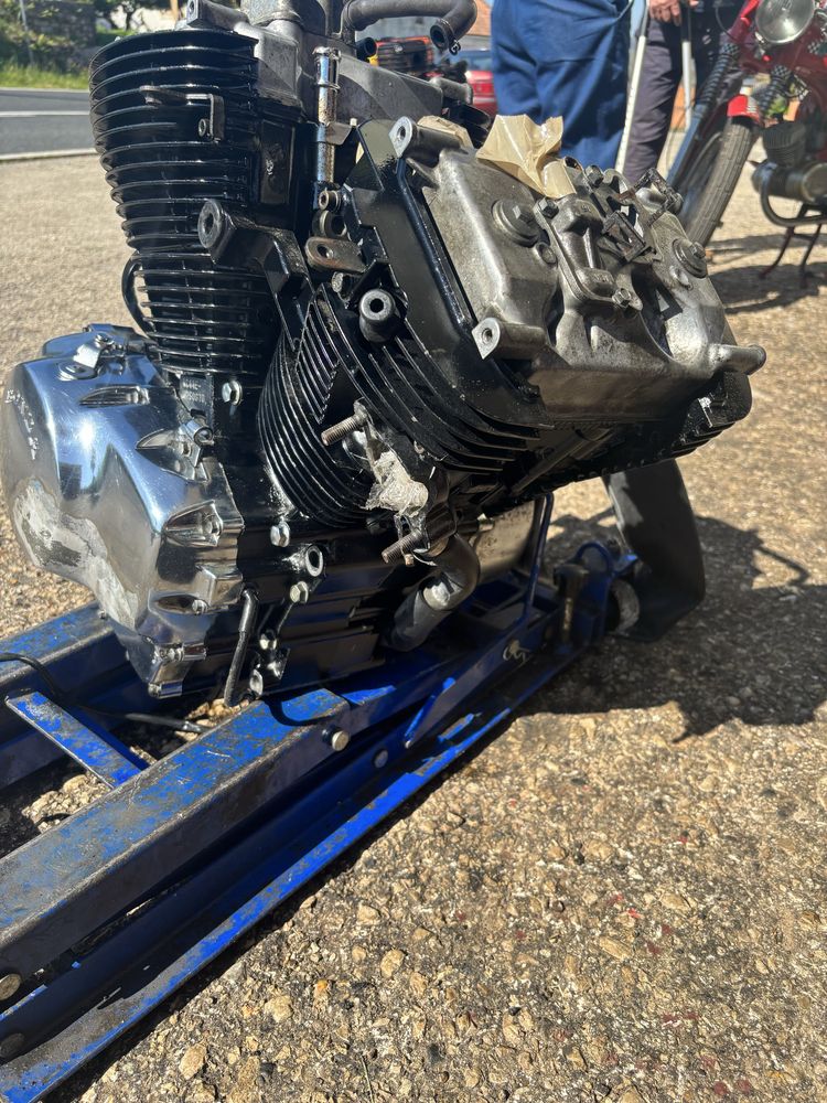 Motor honda Black Widow vt 750
