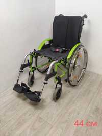 Активний інвалідний візок 44 см Berolka Sprint AR б/в складний