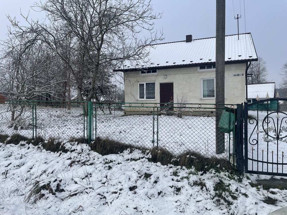 Продам, або під оренду будинок в с. Ясеновець