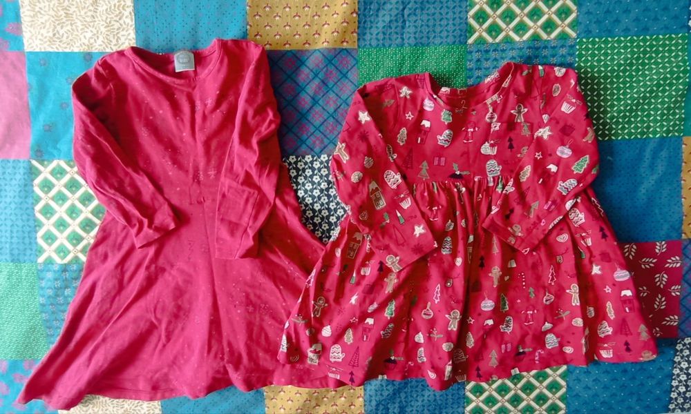 Sukienki czerwone (98-110)