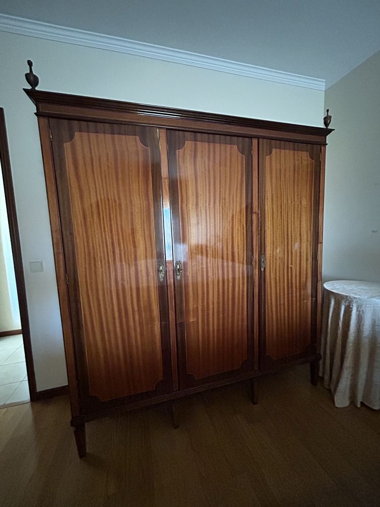 Quarto completo madeira