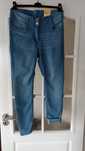 Nowe jeansy skiny 44
