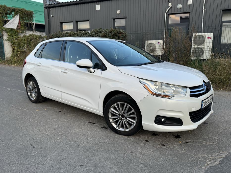 Продам своє авто Citroen C4 b7 2011 року 1.6 дизель