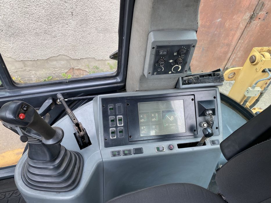 Продам екскаватор Сase 580