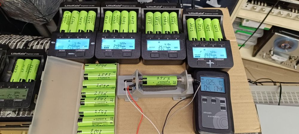 Акумулятор Panasonic NCR 18650PF 2500 mAh, 3,7В, 10А