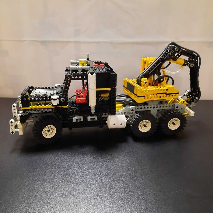Lego technic 8868 ciężarówka pneumatic z kompresorem