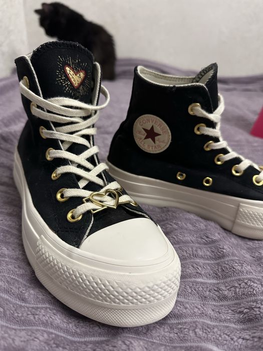Кеди жіночі Converse Chuck Taylor All Star Lift Black A05138C