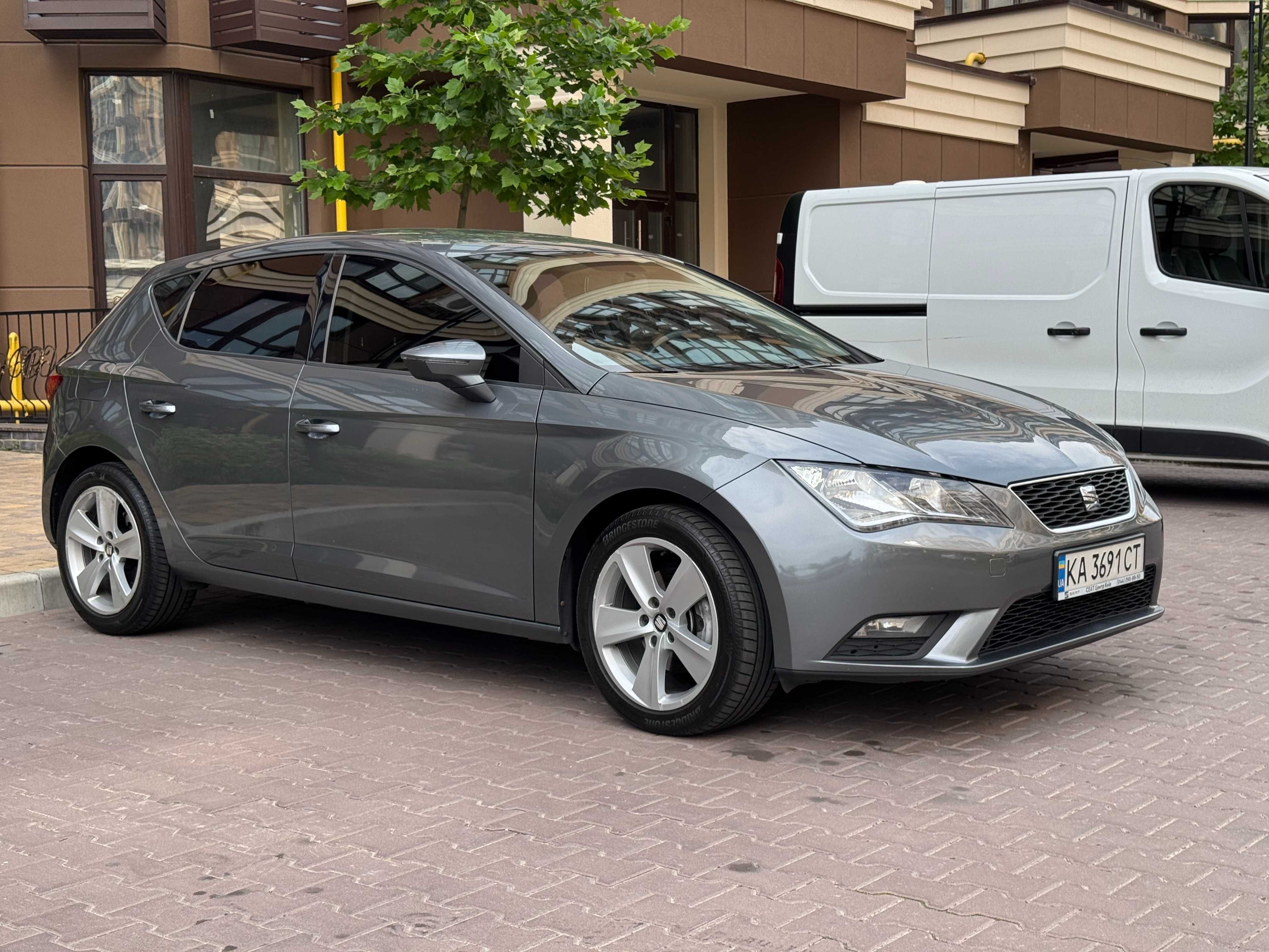 Продам SEAT Leon 2013