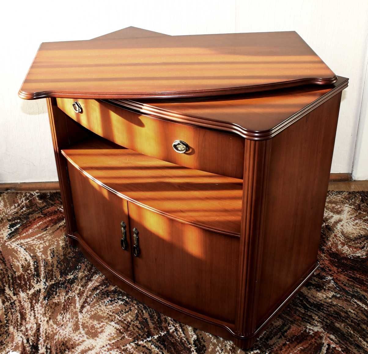 Komoda Szafka Orzechowa Blat obrotowy 85 x 48 cm Wysokość 77 cm