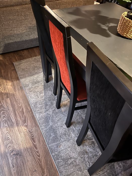 Vendo 6 cadeiras sala jantar