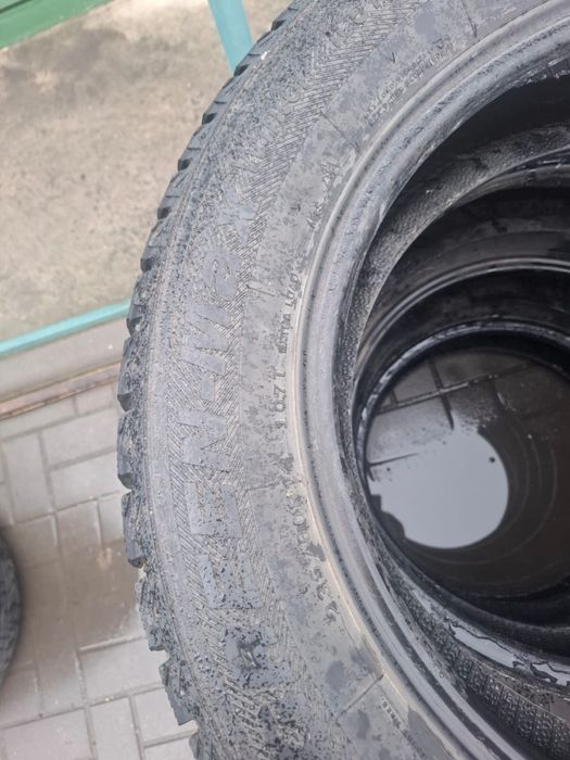 Green Max 235/60R18