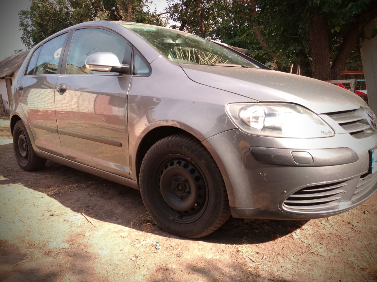 Golf plus 1,6. 2005