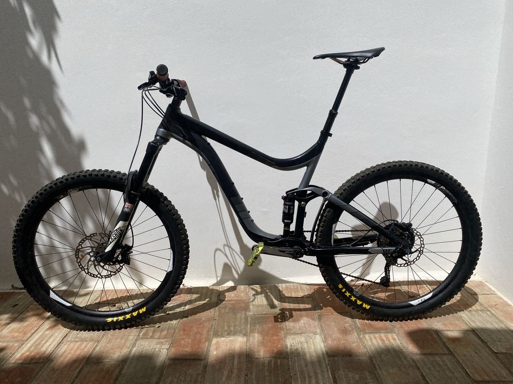 Giant reign 2 XL. Bicicleta btt enduro down hill montainbike bicycle