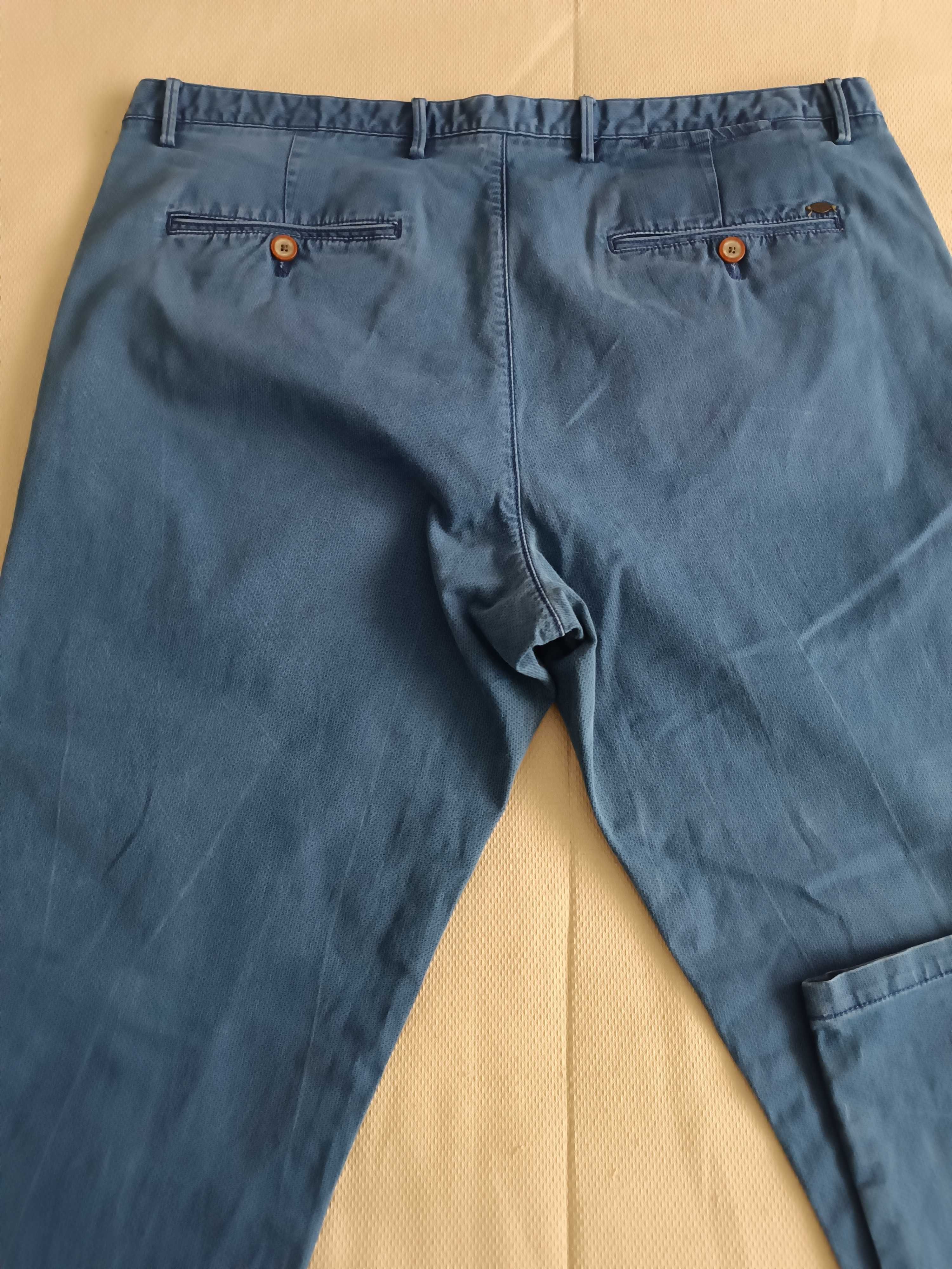 Vendo Calças Azuis MASSIMO DUTTI original e em bom estado!