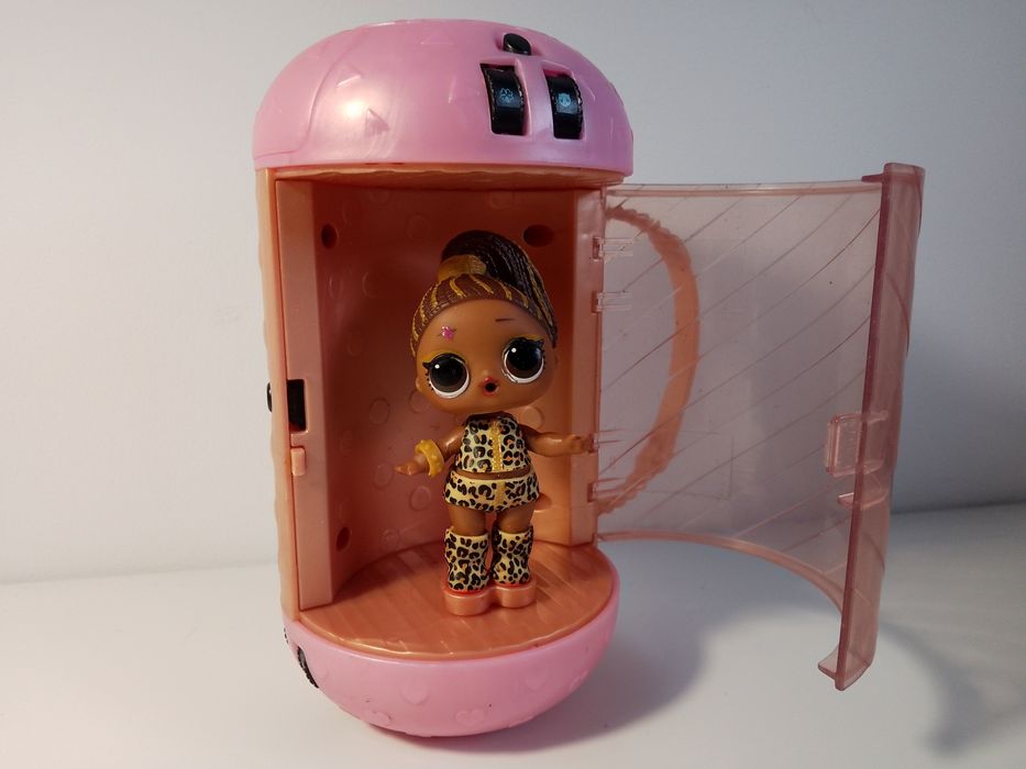 Lol Suprise lalka z tubą na szyfr