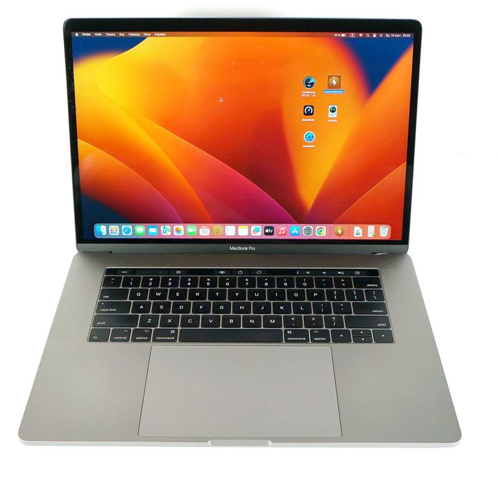 MacBook Pro 15 2017 16GB\256B\ RADEON PRO 555