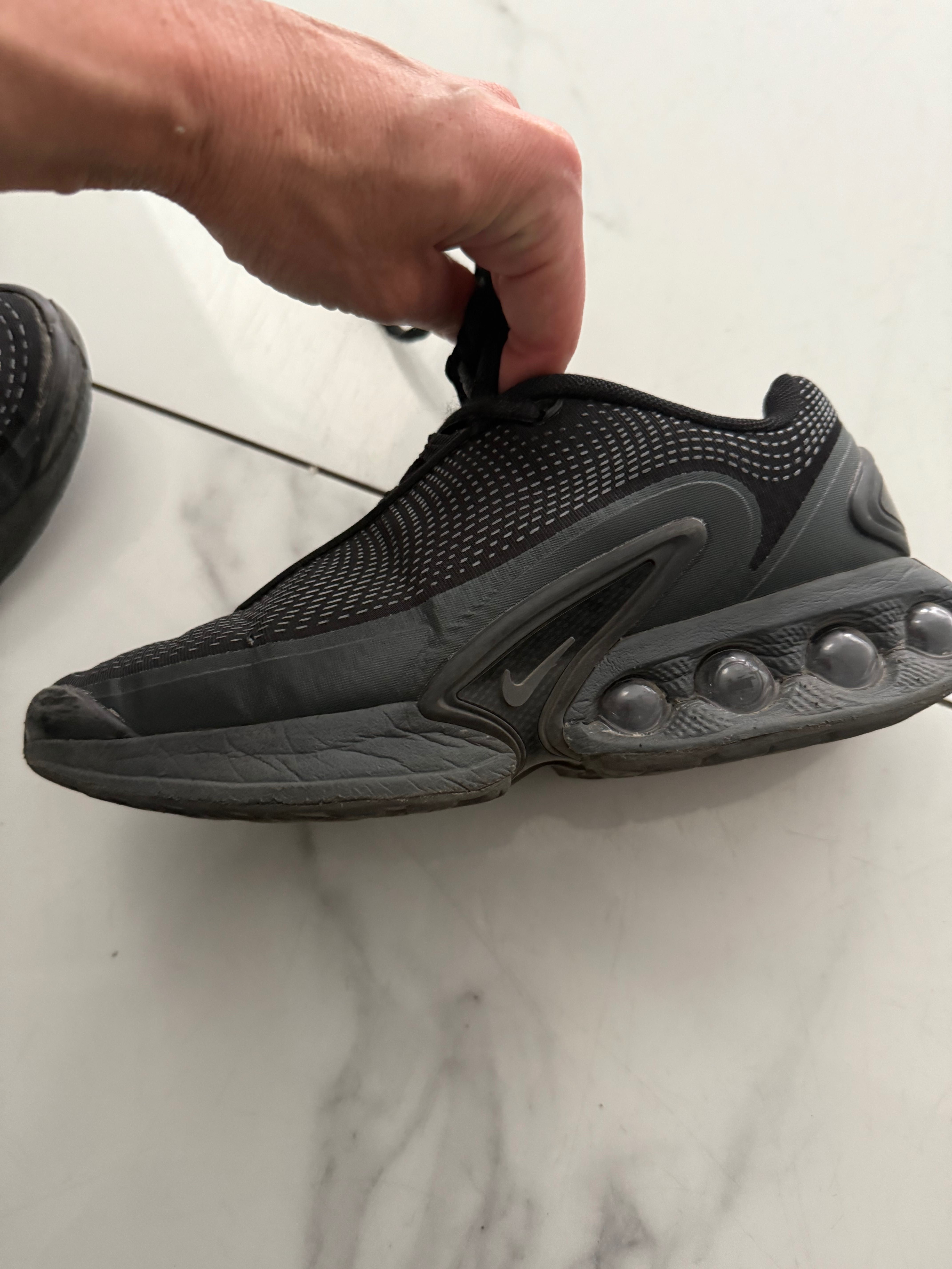 Sprzedam Nike rozm. 37,5