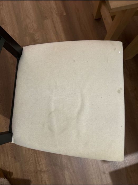 Duas Cadeiras para sala de jantar