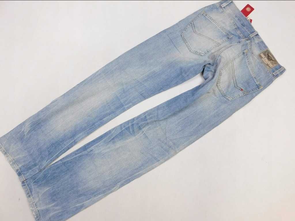 dla wysokiego TOMMY HILFIGER vintage W33 L36 w32 l34 proste jasne 90s