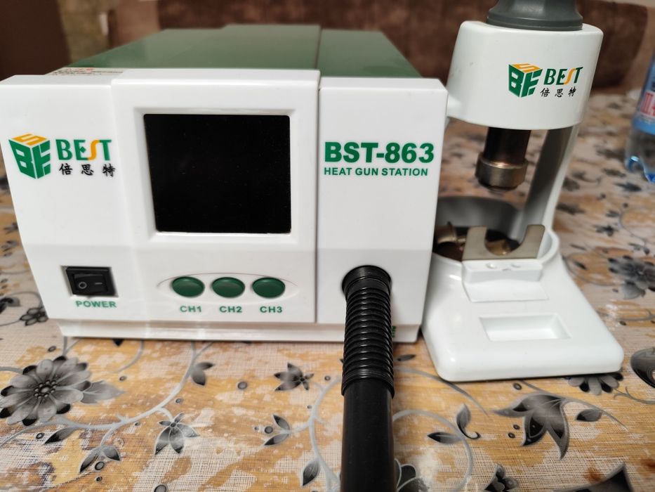 Паяльна станція BST863
