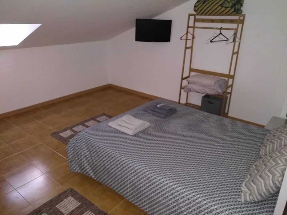 Apartamento mobilado T2+2 para arrendar, na praia do Ouro Pataias