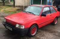 Продам Ford Escort