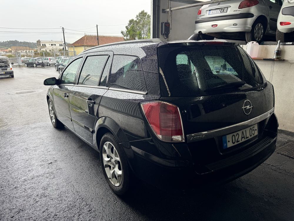 Opel Astra 1.6i Cosmo Automatica