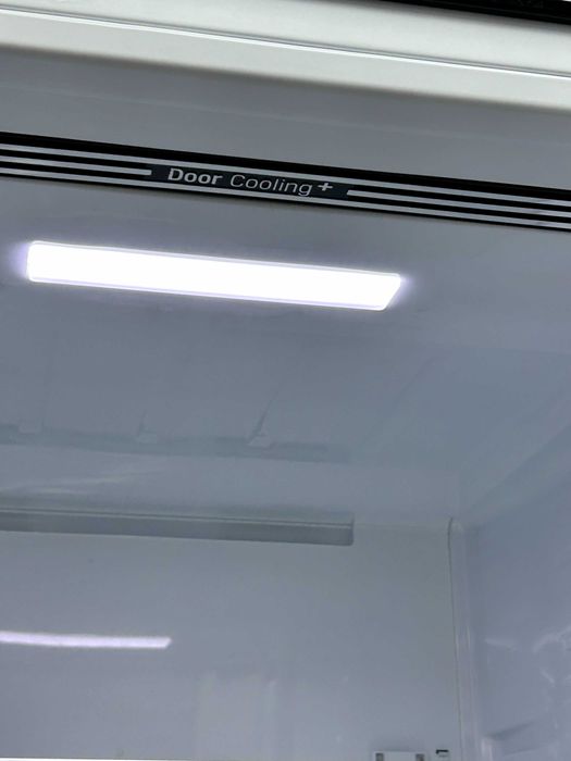LG холодильник 384 л No Frost — великий, сучасний, економний