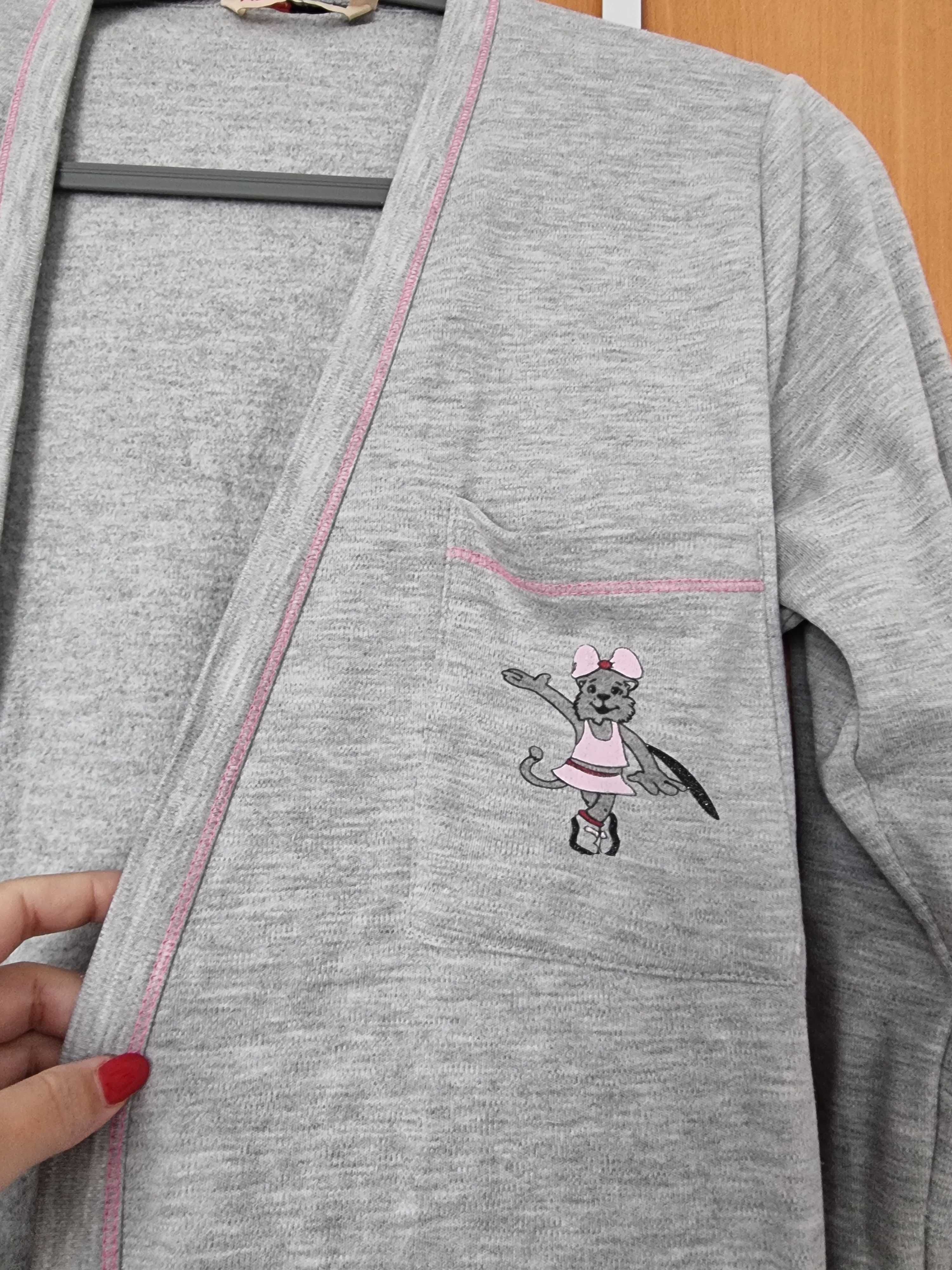 Roupão/ robe cinzento com detalhes rosa Red Code, tamanho S