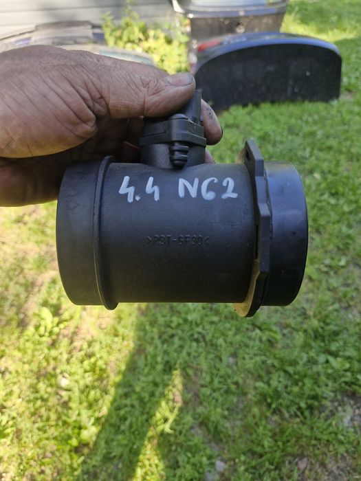 Przepływomierz bmw e65 4.4 N62