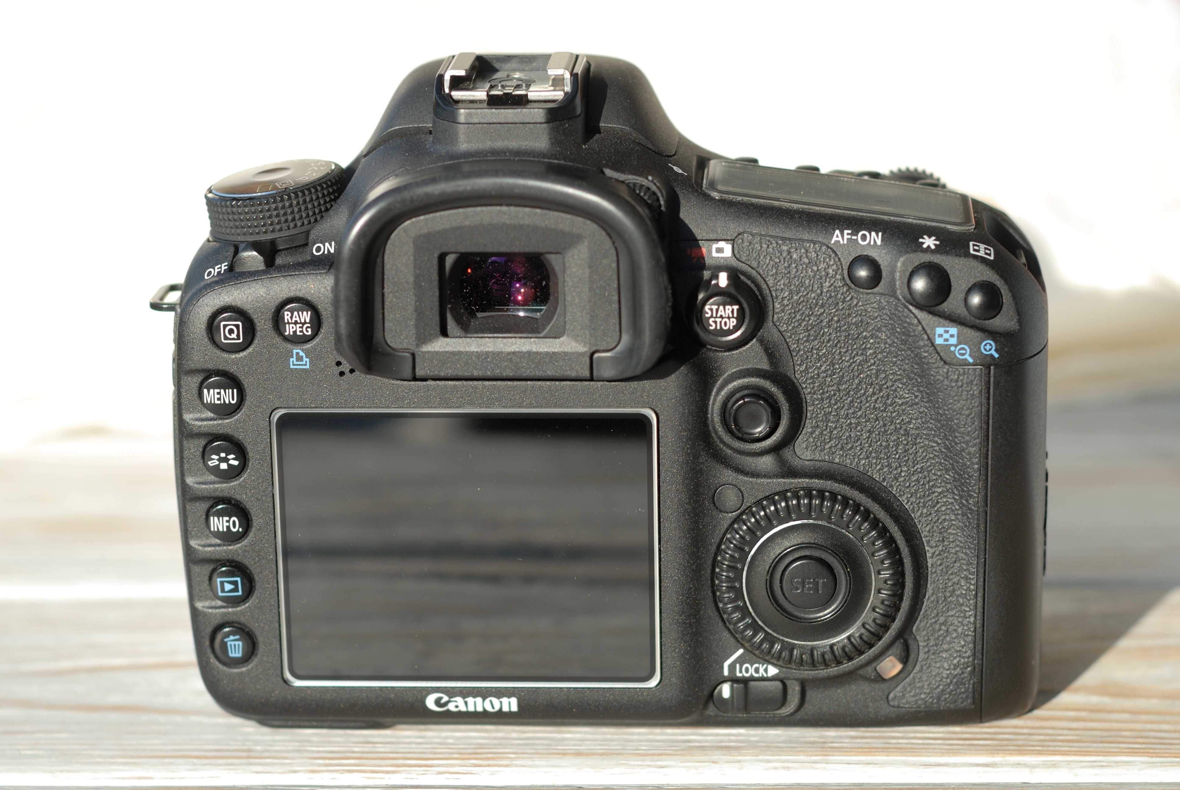 Canon 7d с пробегом 8329 - Идеальное состояние