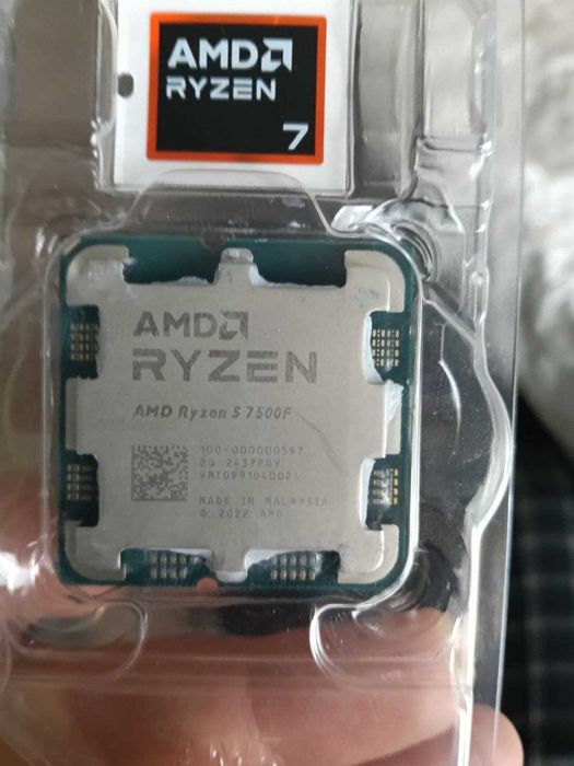 Ryzen 5 7500F COMO NOVO