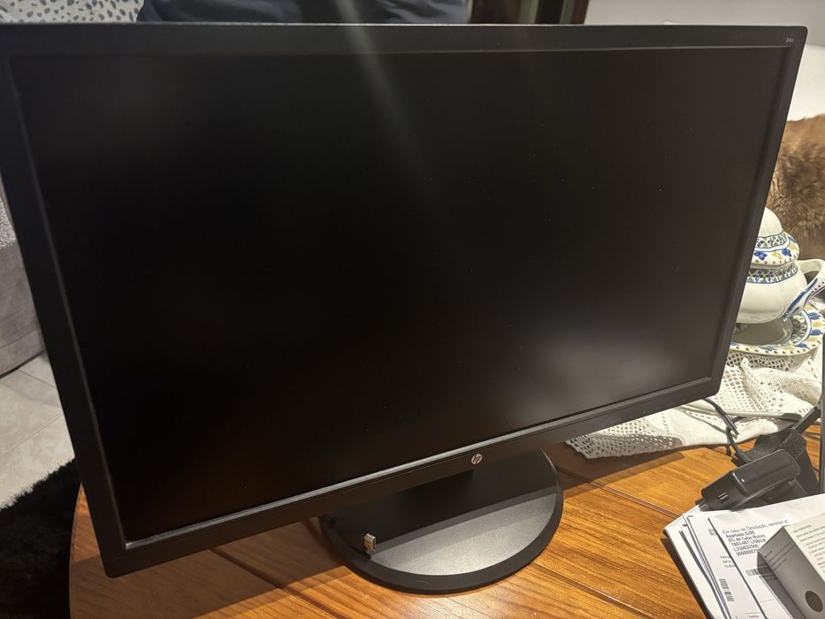 Monitor HP 24o – 24” – HDMI – Bom estado
