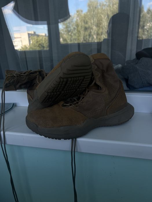 Трекінгові берці Nike