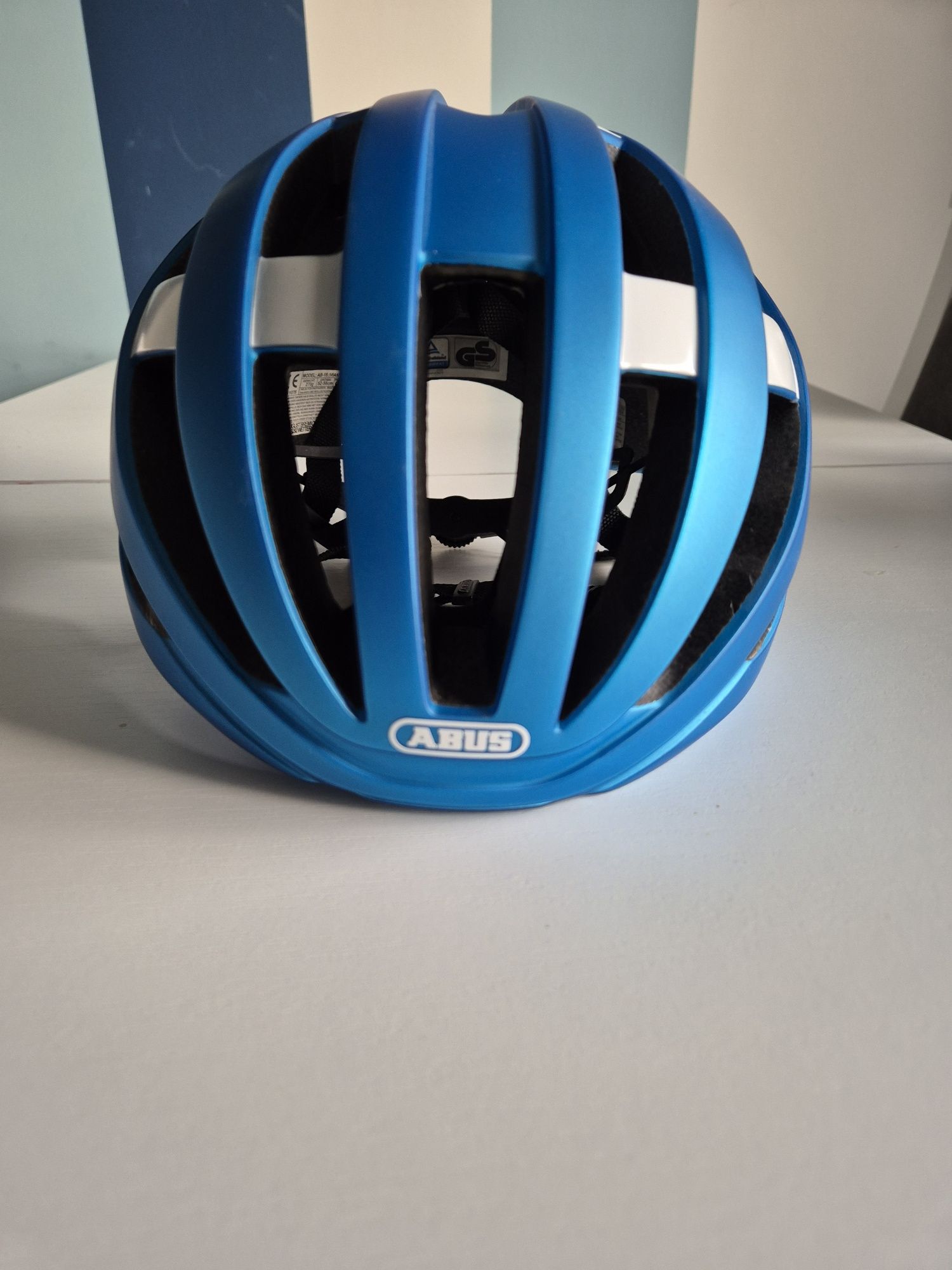 Kask Abus Viantor rom. 52-58