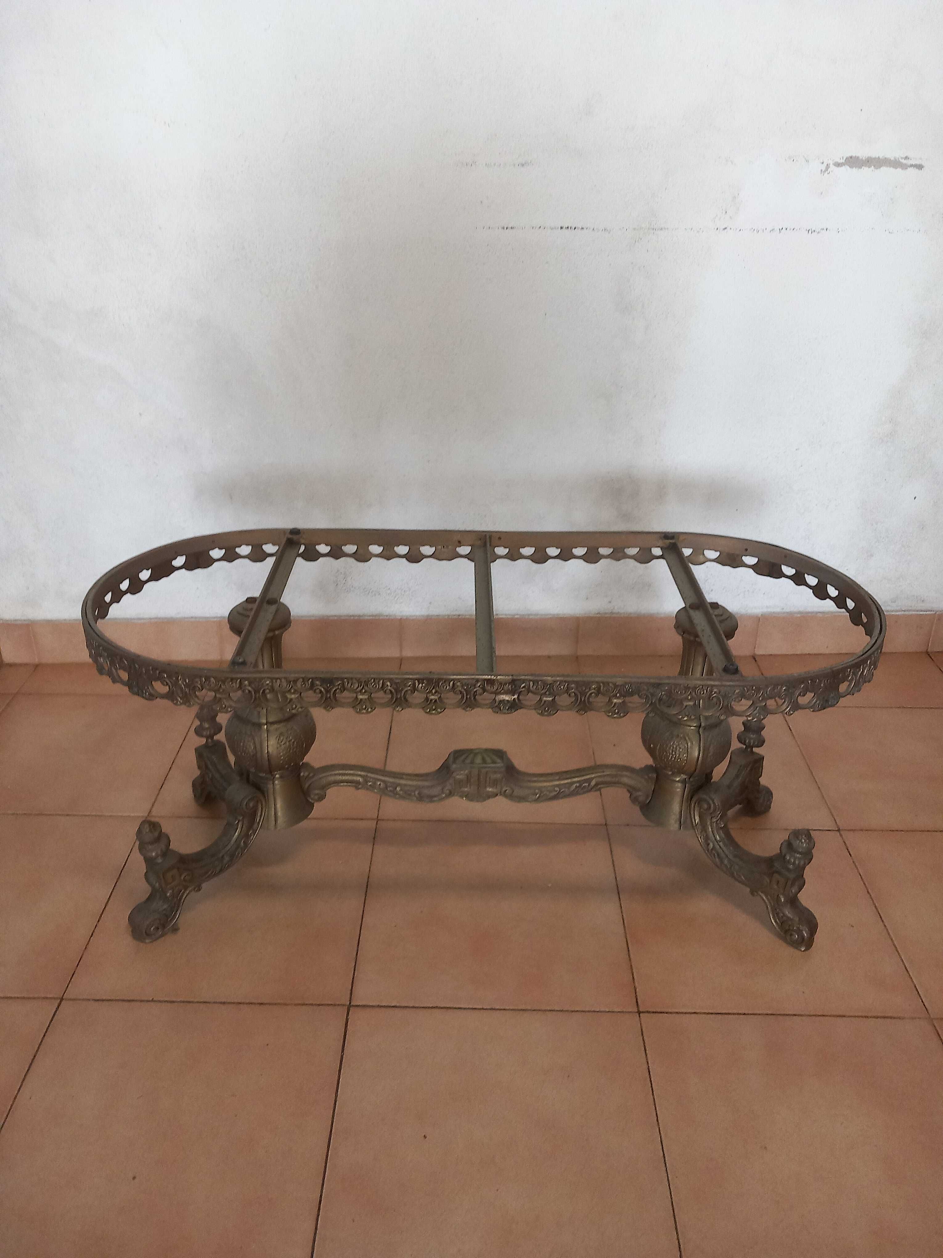 Mesa de centro antiga