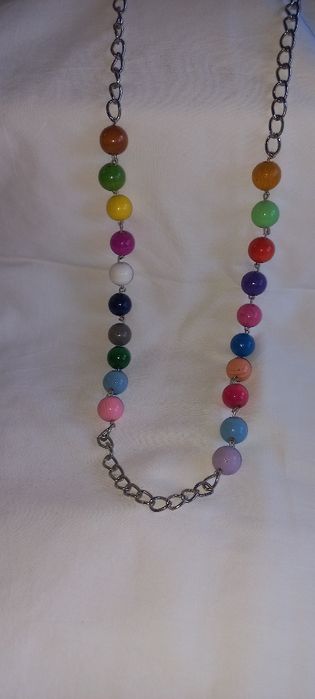 Colares de bijuteria