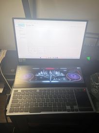 Asus GX550L laptop gamingowy