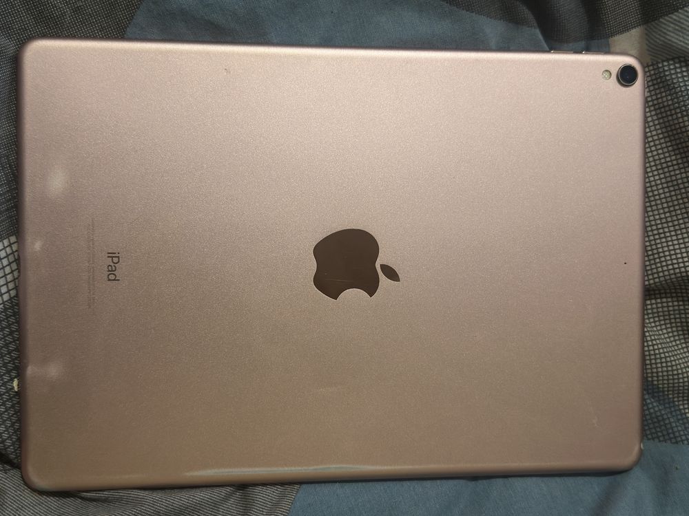 Ipad Pro 10.5 120 gHz 64 gb