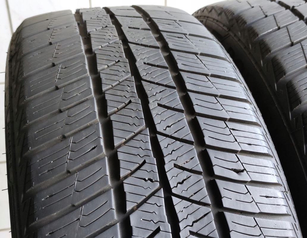 2x 205/50r17 Barum Polaris 5/93v Xl