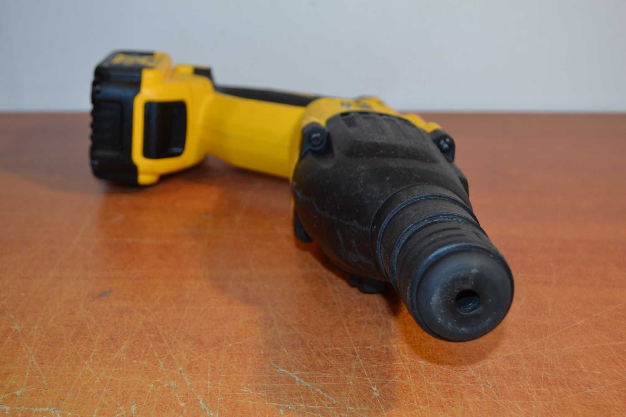 Młotowiertarka DeWalt DCH133 + 1x Bateria 5.0Ah i Ładowarka