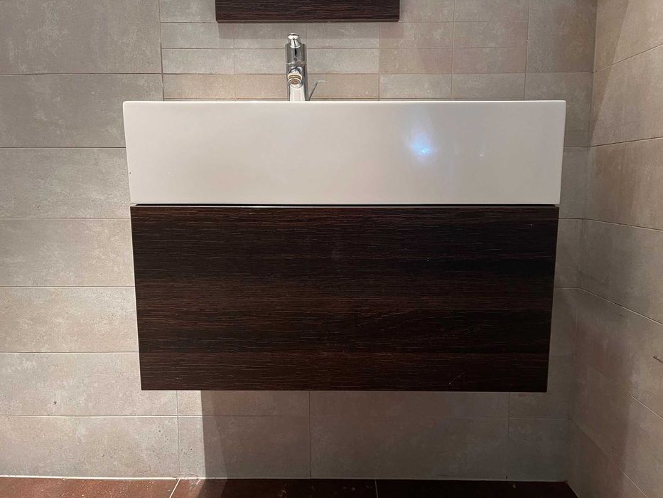 Szafka łazienka umywalka + lustro + bateria