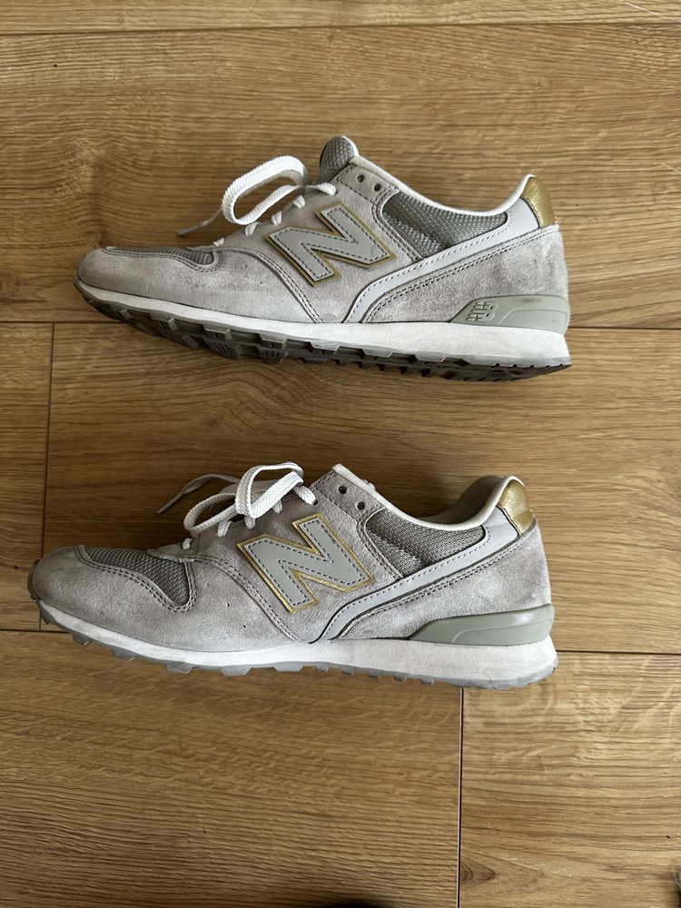 Buty sneakersy szare New Balance WR996HA