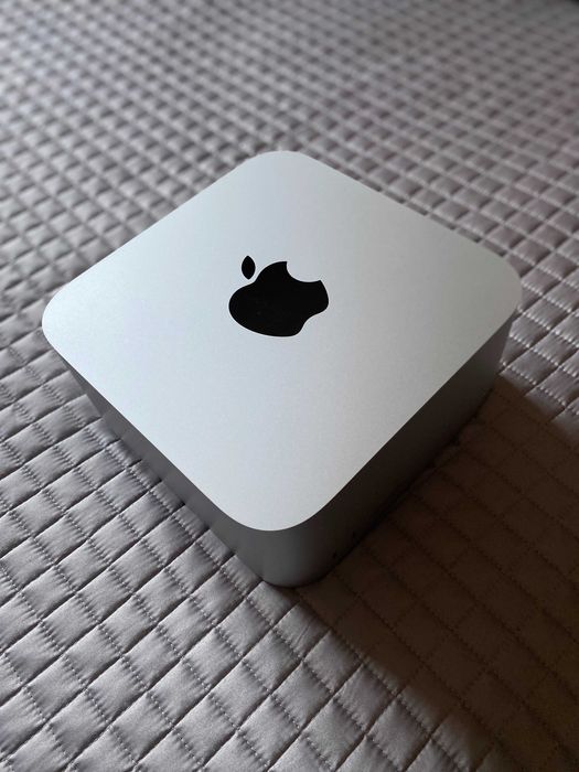 2025 Apple Mac Studio M4 MAX 1TB SSD 64GB RAM 16-CORE 40-CORE GPU