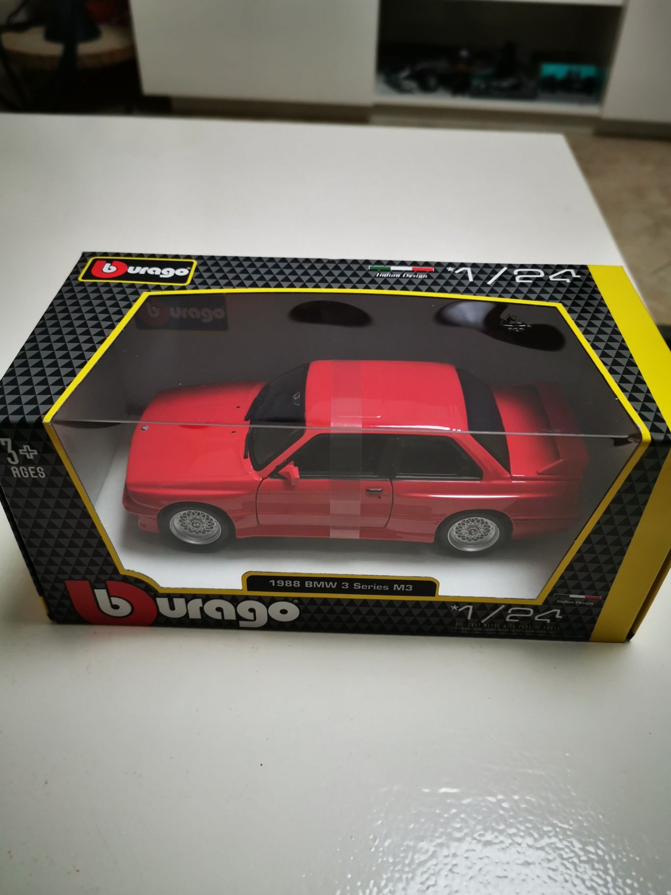 BMW 3 Series M3 1988 Burago 1/24
