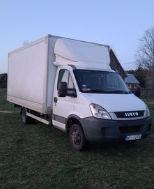 IVECO 35c13 2011 Długi kontener