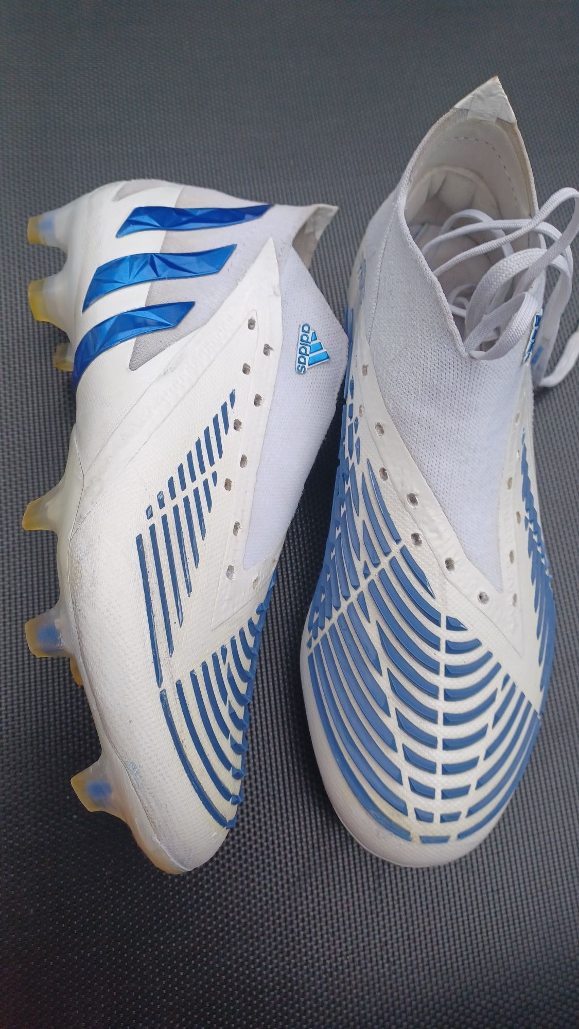 Korki adidas predator r  38