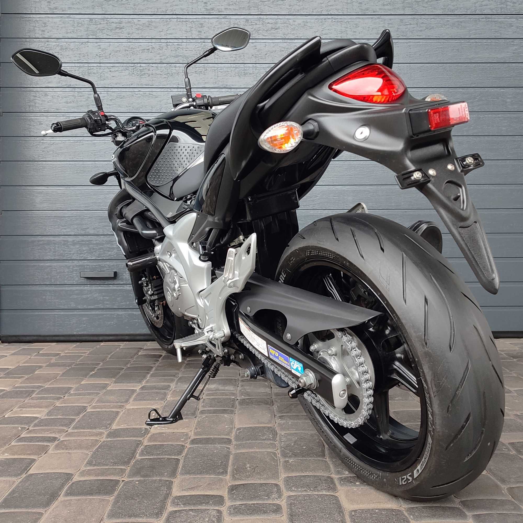 Продам мотоцикл Suzuki Gladius 650 (7950)