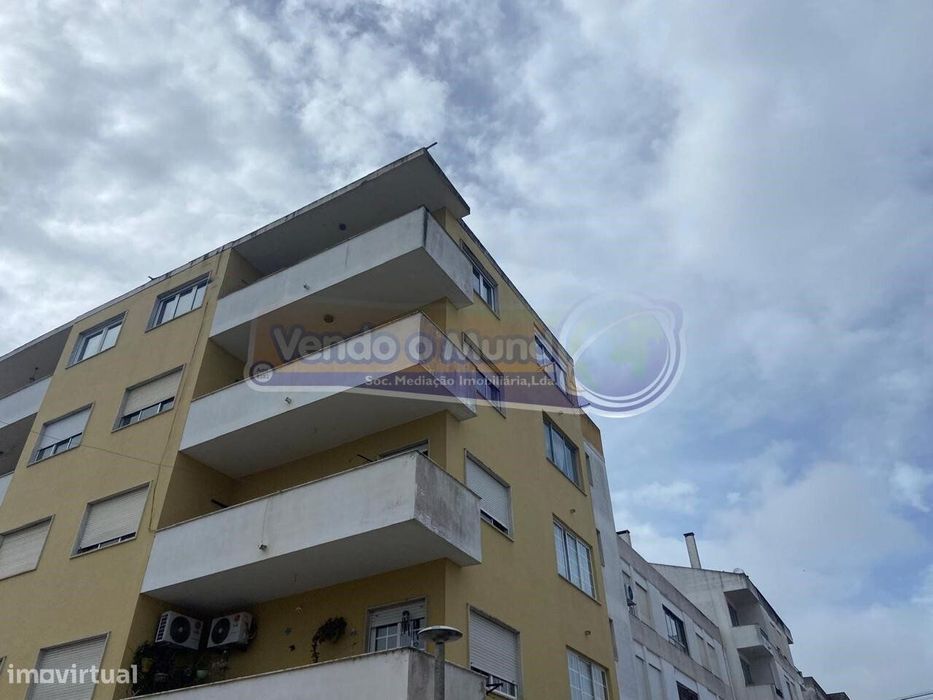 Apartamento T3 em Salvaterra de Magos (S553)